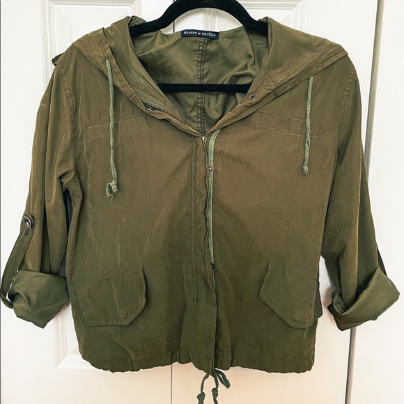 Brandy Melville Light Jacket - Picture 6 of 6